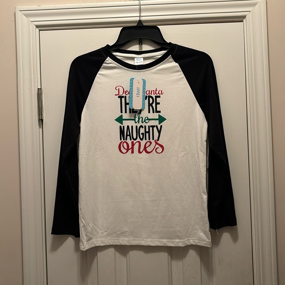 NWT IFFEI Santa t-shirt
